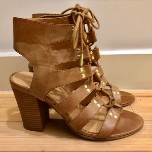 “Nyles” Lace up heel sandal
